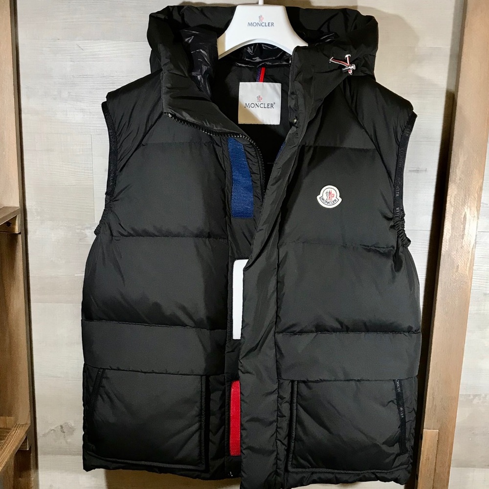 Moncler Vest Men's Lafage Flag Hooded Puffer SZ M